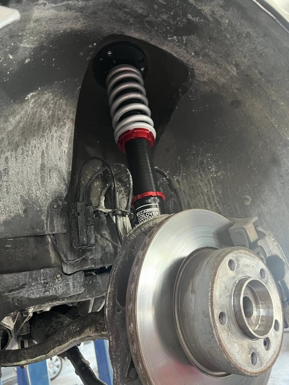 Brake rotor and caliper installation