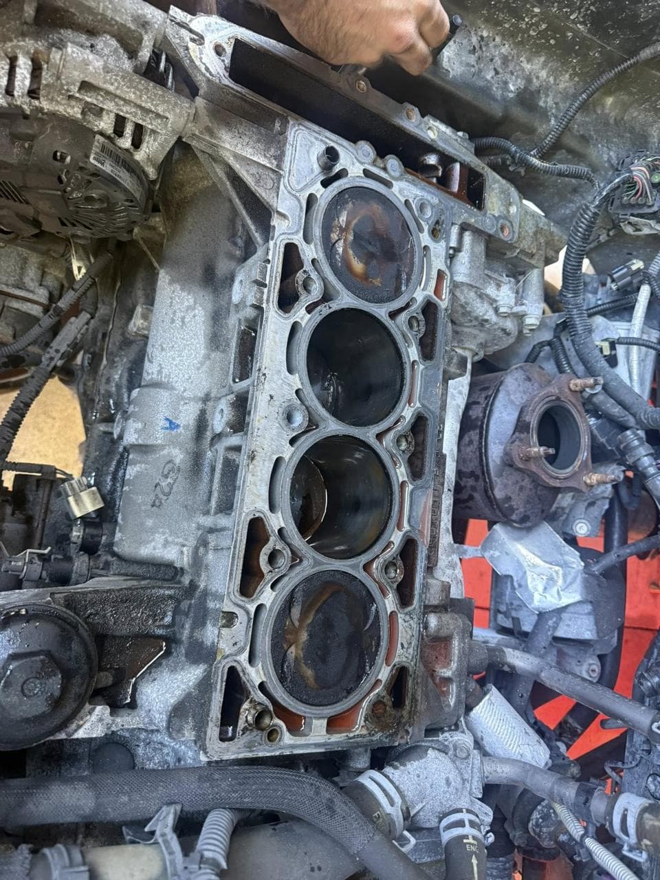 Engine maintenance and oil service